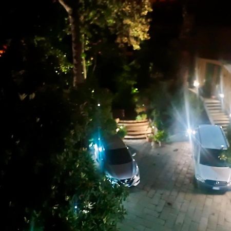 La Corte Dei Nespoli Acireale Bagian luar foto